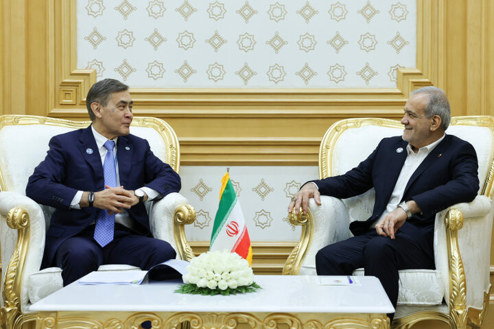 اثرپذیری از آمریکا باعث از دست رفتن قدرت شانگهای وبریکس می شود